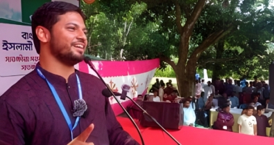 শিবিরকে নারীবিদ্বেষী হিসেবে উপস্থাপন করা হয়, যা মিথ্যা