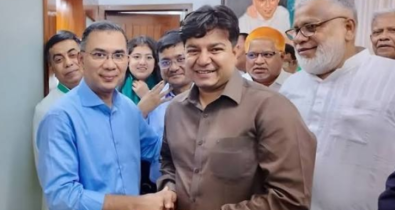 সফরসঙ্গী তারেককে নিয়ে সমালোচনার জবাব প্রধানমন্ত্রীর