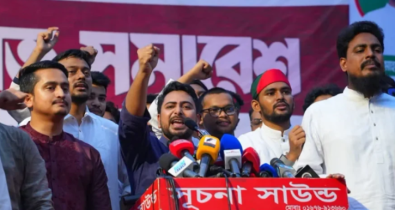 সরকারের পদত্যাগ দাবিতে রাজপথে নামার আহ্বান নাহিদের