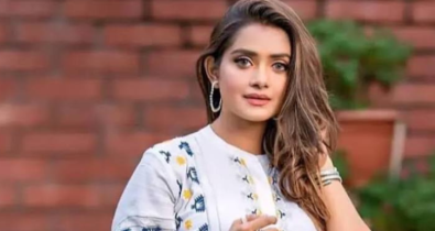 অল্পের জন্য প্রাণে বাঁচলেন তানজিন তিশা